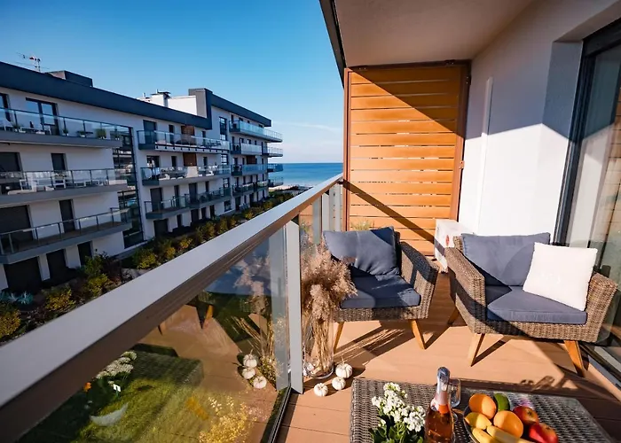 Baltic View Supreme Gardenia *